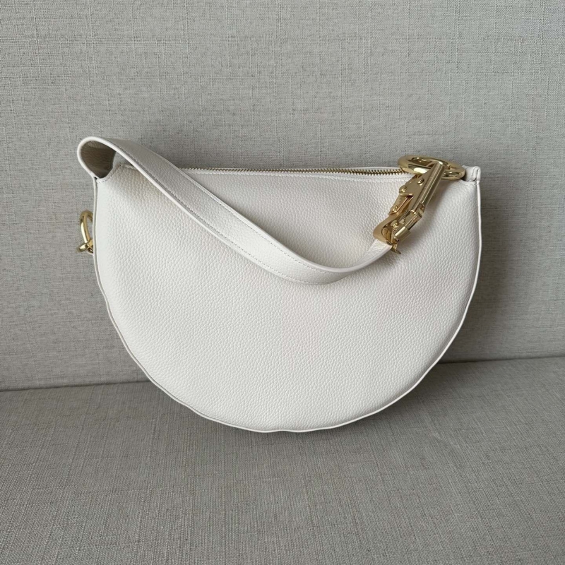 Bv*b*rry hobo bags